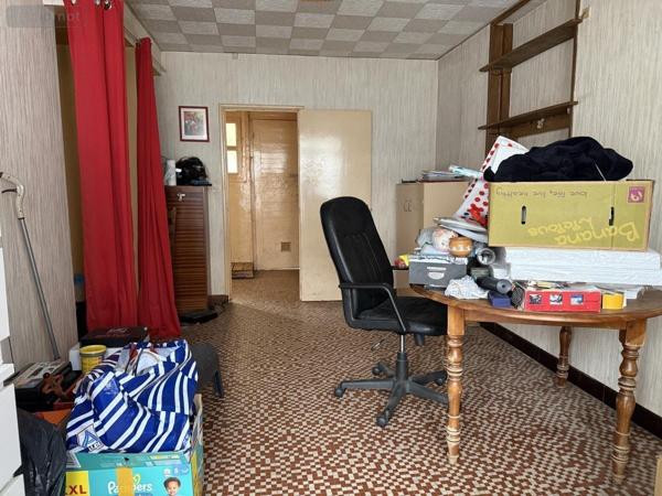 Maison à vendre à Guingamp dans les Côtes-d'Armor (22200), ref : 22064-1316