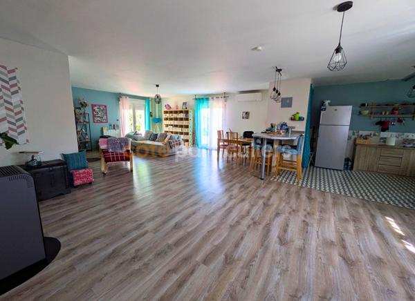 Vente
                Maison114 m² - 5 Pièces -
                    MONTECH (82700)