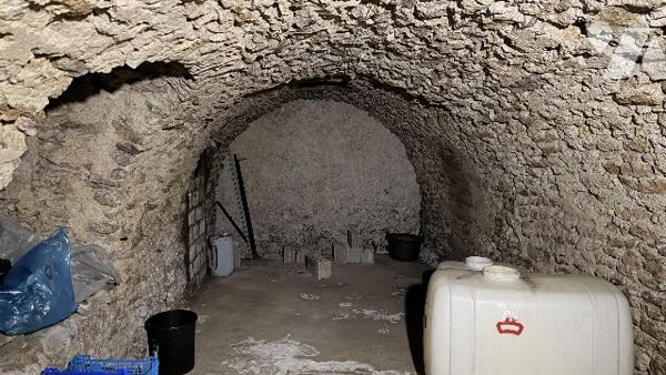 A vendre Maison à rénover à AVIZE
