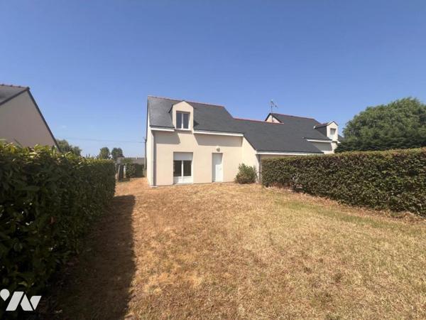 BEAUFORT EN ANJOU maison avec jardin et garage