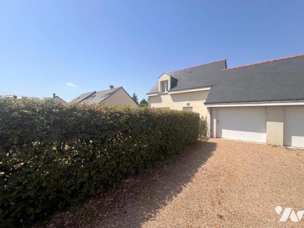 BEAUFORT EN ANJOU maison avec jardin et garage