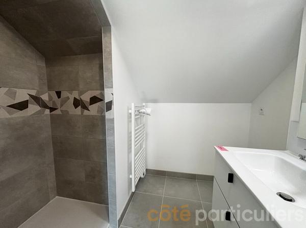 Vente
                Appartement29,78 m² - 2 Pièces -
                    RODEZ (12000)