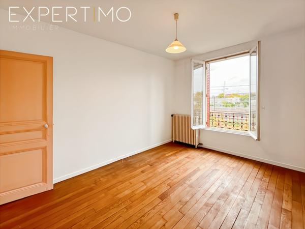 Brétigny-sur-Orge (91220) Charmante maison 3 chambres - sous-sol total- Grand garage et jardin à Brétigny-sur-Orge – Centre-Ville