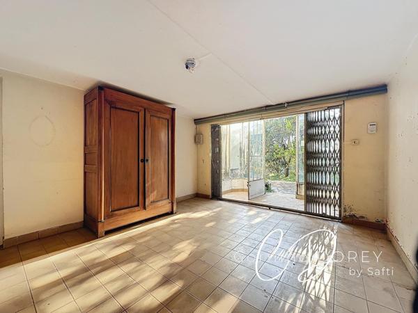 Grande Maison avec dépendances