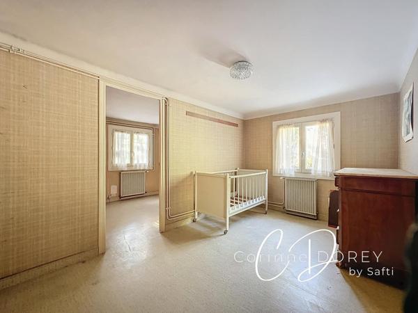 Grande Maison avec dépendances