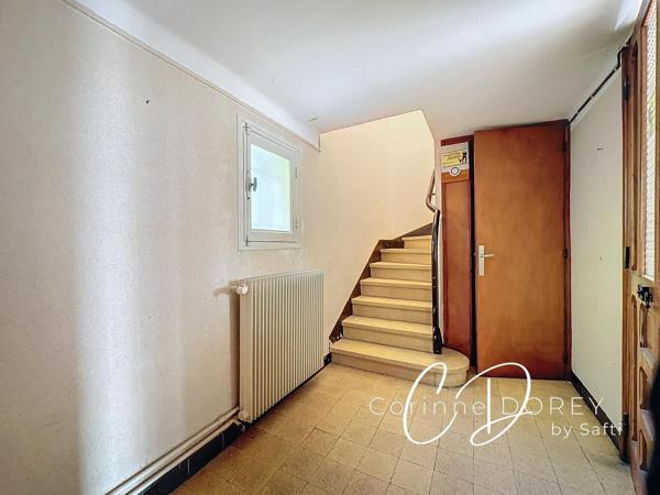 Grande Maison avec dépendances