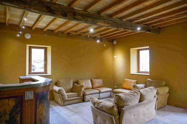 Ensemble immobilier empreint de charme, d'authenticité et d'une élégance discrète. Marciac