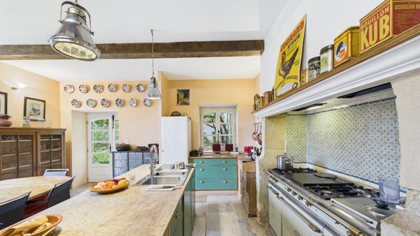 Ensemble immobilier empreint de charme, d'authenticité et d'une élégance discrète. Marciac
