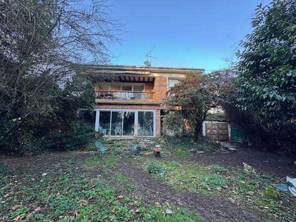 Maison Olivet 8 pièce(s) 225 m2