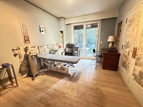 Maison Olivet 8 pièce(s) 225 m2