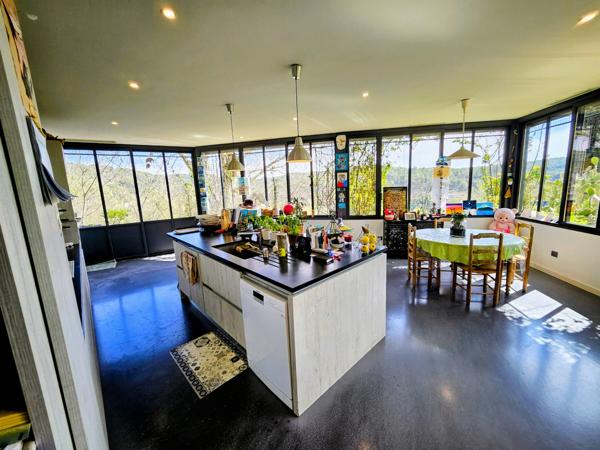 Entrecasteaux (83570) Magnifique Bastide, idéal chambres d'hôtes.