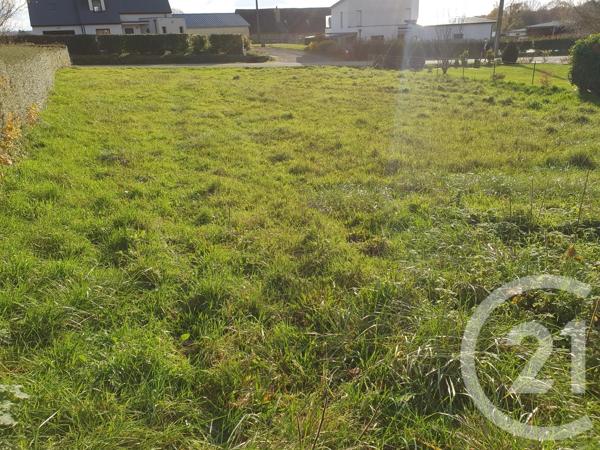 Terrain à vendre  3219 m 2   LE BOURGNEUF LA FORET  - 53