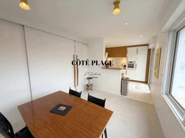 Royan (17200) FONCILLON - VILLA SECONDE LIGNE VUE OCEAN - 4 CHAMBRES - AU PRIX DE 998 000 € FAI