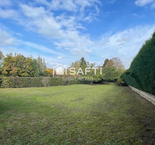 A Belleu 02, idéal investisseur, maison à rénover de 201 m2 avec 6 chambres, sur son terrain de 1593 m2.