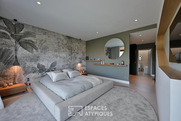 Penthouse d’exception avec vue et piscine suspendue