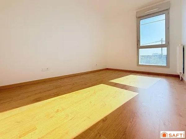 Appartement T3 dans résidence sécurisée avec ascenseur et place de parking sous sol
