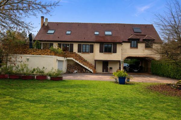 Superbe maison familiale de 189 m² cadre verdoyant