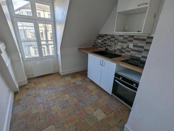 Location - Appartement Nogent-le-Rotrou 28400 1 pièce 22 m 2