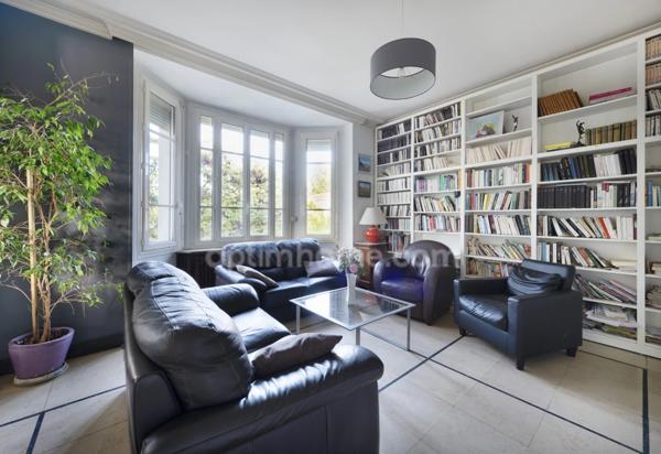 69008 - LYON - MAISON ART DÉCO 213m² + MAISON SECONDAIRE 64m² - CHARME DE L’ANCIEN - 7 CHAMBRES - STUDIO INDÉPENDANT - JARDIN - PISCINE - GARAGE - CAVE - GÎTE POSSIBLE - PROXIMITÉ TRAM T6 & MÉTRO