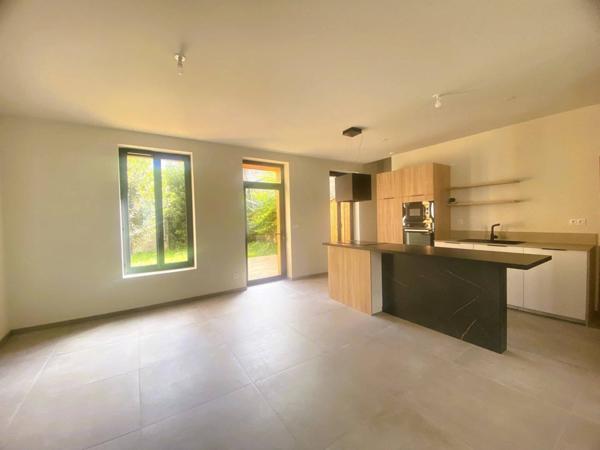 03200 VICHY -CENTRE VILLE -MAISON DE VILLE 4 PIÈCES AVEC TERRASSE ET JARDIN