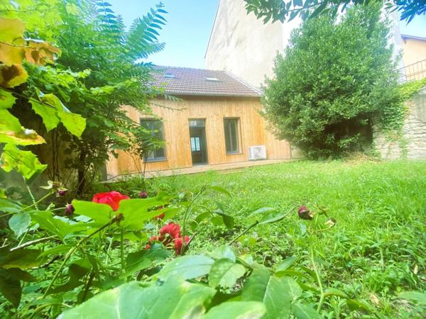 03200 VICHY -CENTRE VILLE -MAISON DE VILLE 4 PIÈCES AVEC TERRASSE ET JARDIN