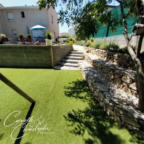 Dpt Hérault (34), à vendre à SAINT-ANDRE DE SANGONIS, villa moderne T5 de 104m² sur 501m² de terrain avec terrasse carrelée et piscine