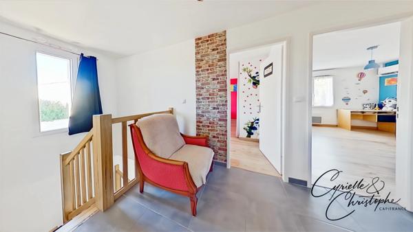 Dpt Hérault (34), à vendre à SAINT-ANDRE DE SANGONIS, villa moderne T5 de 104m² sur 501m² de terrain avec terrasse carrelée et piscine