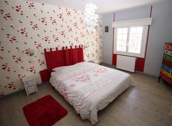 TRES RARE- BATISSE EN PIERRE RENOVEE -VUE PANORAMIQUE AVEC PISCINE - POSSIBILITE GITE