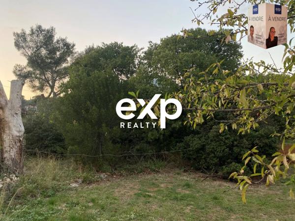 Appartement T2/3 - 43 m² - Jardin - 2 Places de Parking / Les Moulins