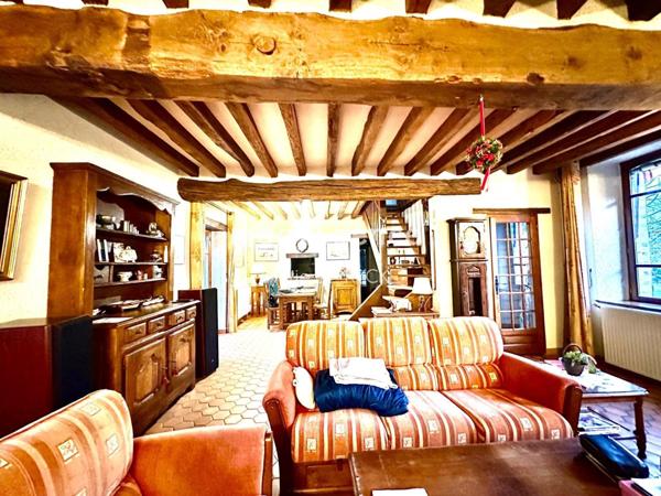 Maison à BRANNAY, 89150 - 8 pièces 201m²