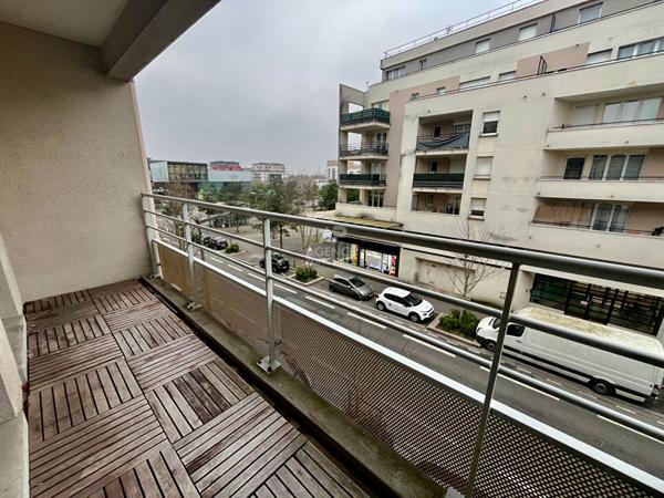 À vendre : Appartement 2 pièces à Cergy €170 000 ** - Ref : 2204