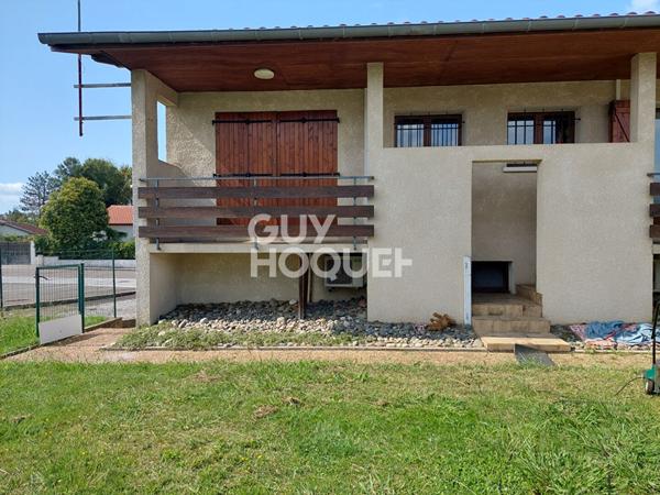 Immeuble en mono copropriété, deux T2 et trois garages sur St Paul les Dax