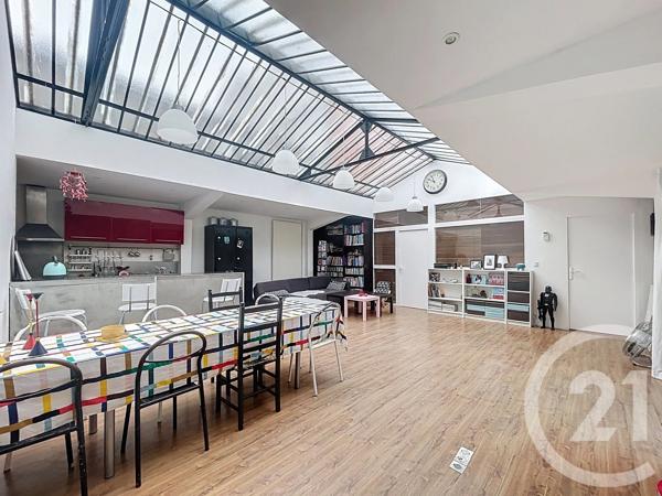Appartement F4 à vendre  4 pièces - 95,99 m 2   CLERMONT FERRAND  - 63