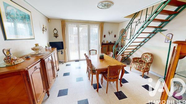 Maison à vendre 5 pièces 90 m² Ozoir-la-Ferrière