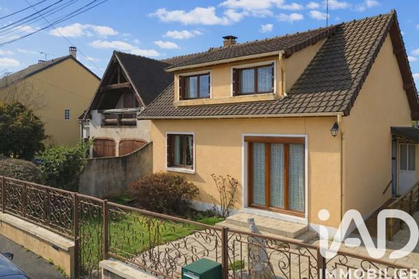 Maison à vendre 5 pièces 90 m² Ozoir-la-Ferrière
