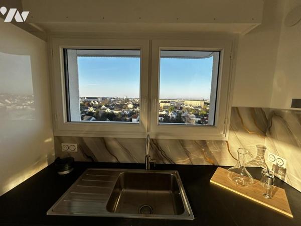 Coup de cœur assuré ! Vous rêvez d’un appartement clé en main, offrant une belle vue et aucun gros t