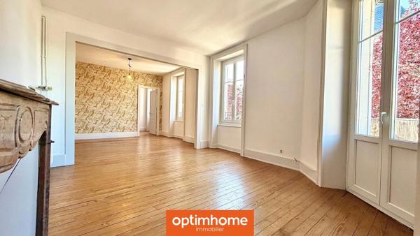Appartement de charme rénové avec balcon, cave et faible charges – 75 m² – Lumineux & élégant