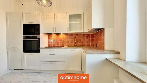Appartement de charme rénové avec balcon, cave et faible charges – 75 m² – Lumineux & élégant