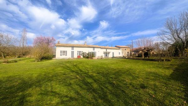 Maison en pierre de 110 m²