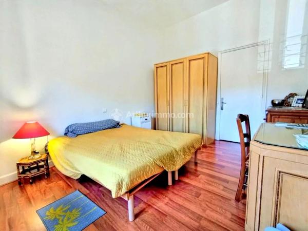 Vente                                                      Immeuble
                        
                                         119 m2                     à Mazamet