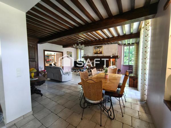 Propriété béarnaise d’exception avec granges historiques, dépendances et vue sur les Pyrénées !