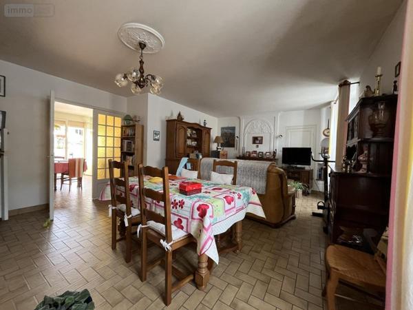 Maison à vendre à Le Breil-sur-Mérize dans la Sarthe (72370), ref : 72033-437