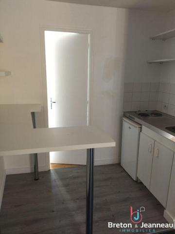 STUDIO à MAYENNE