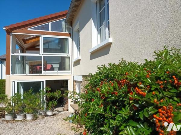 CENTRE ST BERTHEVIN - PAVILLON 