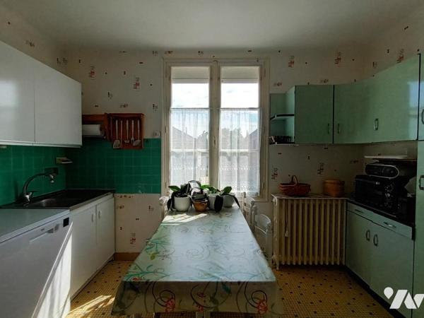 CENTRE ST BERTHEVIN - PAVILLON 