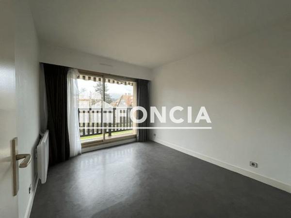 Location Appartement 2 pièces 43.83 m² - 20 RUE DES OUVRES Deauville 14800