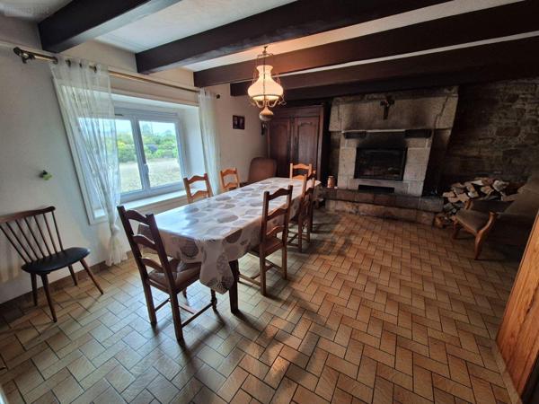 Corps de ferme à vendre à Saint-Pol-de-Léon dans le Finistère (29250), ref : 29104-MAIS1143