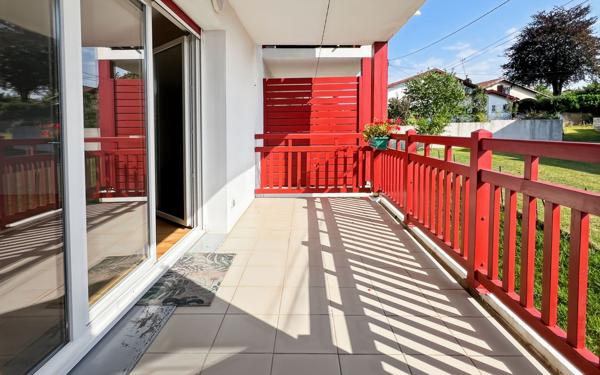 Appartement à vendre    3 pièces • 61,57 m2 Larressore