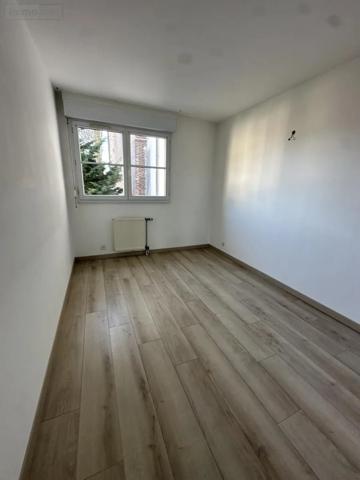 Location - Appartement Amiens 80000 4 pièces 76 m 2