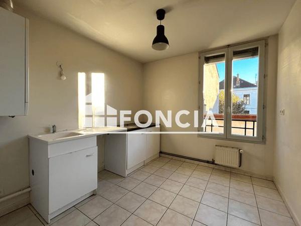 Location Appartement 3 pièces 62.7 m² - LE CROIX ROUSSE PLAZA Lyon 69004